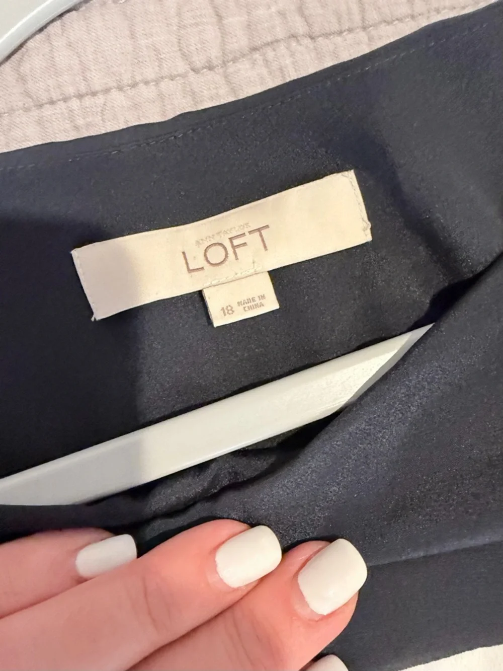 LOFT Colorblock Blouson Dress | Navy & Cream | Size 18 - Picture 6 of 9